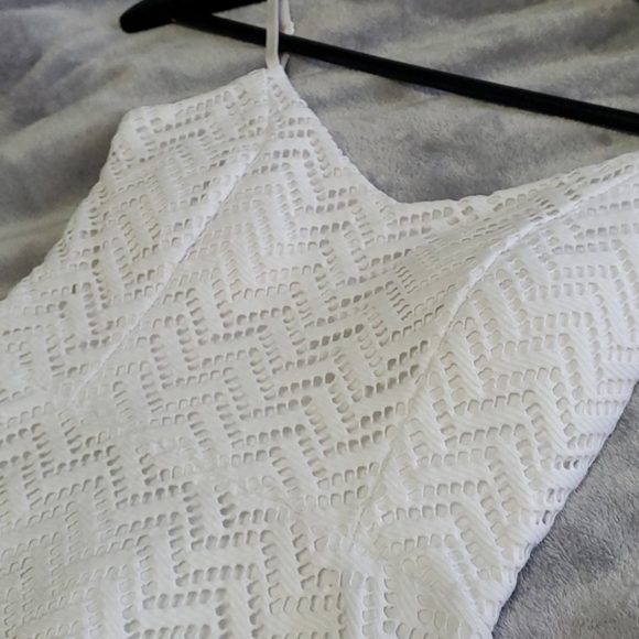 Small White Empire Waist Midi Dress - Picture 9 of 10